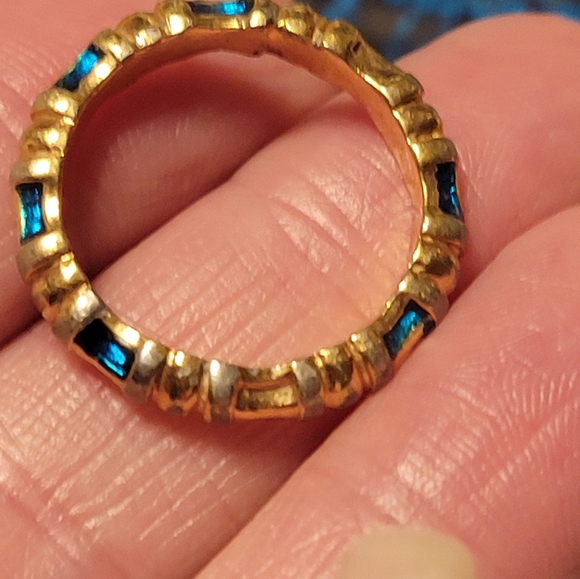 Avon Rare Fine Blue Women's Ring - Picture 1 of 6